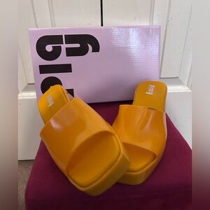 PLAY Gummy slides…⭐️